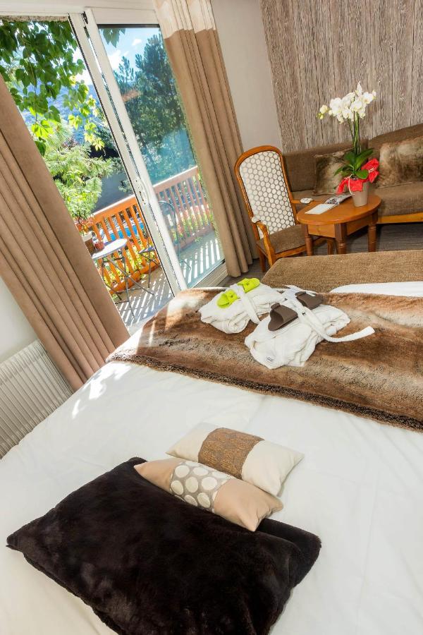 Hotel & Spa Les Bartavelles Crots Exterior foto